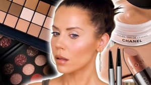 Read more about the article FLAWLESS MAKEUP TIPS