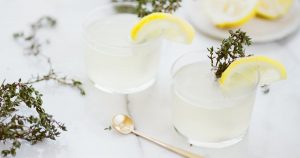 Read more about the article 7 Tips For Making Healthier Cocktails, Straight From Dietitians