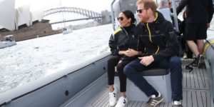 Read more about the article Meghan Markle’s Favorite Veja Sneakers Are Finally On Sale