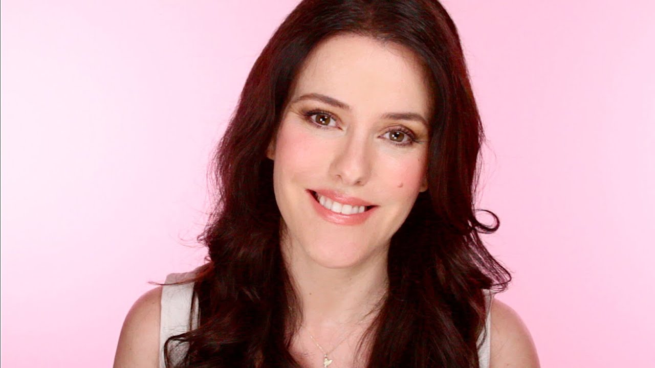 You are currently viewing Bridal/ Wedding MakeUp Tips