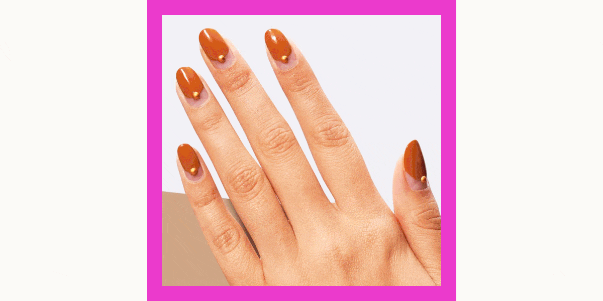 You are currently viewing 25 Thanksgiving Nail Designs That Pair Well With Apple Cider