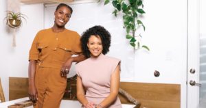 Read more about the article Issa Rae’s Haircare Line, Sienna Naturals, Is Now Available at