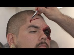 Read more about the article Spooktacular Makeup Tips and Tricks