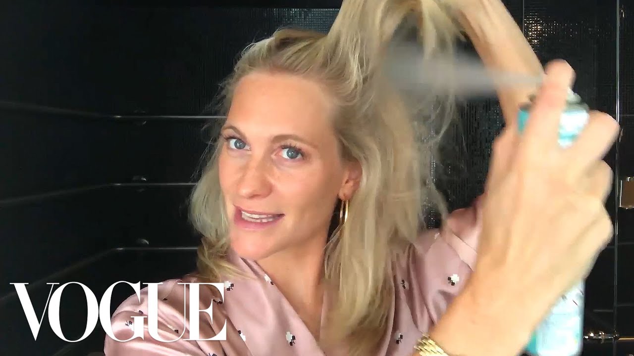 You are currently viewing Poppy Delevingne’s Guide to a Fresh-Faced Glow