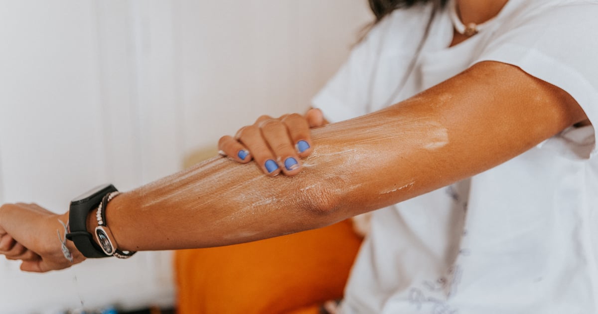 You are currently viewing What Is Oxybenzone? Here’s What to Know About the Controversial