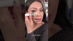 Read more about the article Just Red Lipstick The TikTok Trend That Replaces Your Whole