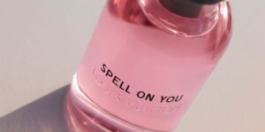 Read more about the article Louis Vuitton’s Latest Fragrance Is Basically a Rom-Com in a