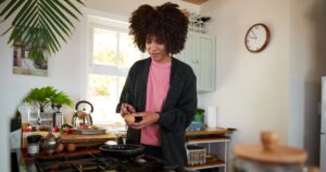 Read more about the article Does TikTok’s 30-30-30 Method Actually Work? We Asked Nutritionists