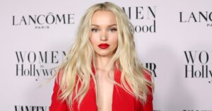 Read more about the article Dove Cameron Just Dyed Her Hair a Dark Brown Color