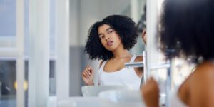 Read more about the article Hot Oil Treatments are the Natural DIY Way to Get