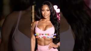 Read more about the article #ello #ellomessenger #fitness #model