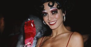 Read more about the article 31 Easy Halloween Makeup Ideas That Range From Cute to