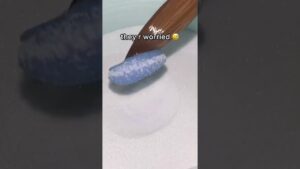 Read more about the article I DROPPED OUT OF COLLEGE TO BECOME A NAIL TECH