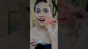 Read more about the article Tomato Skin Care For Skin Whitening & Glowing #shorts#hack#skincare #shortsfeed#trending#viral