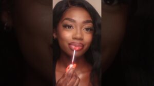 Read more about the article This Orange Lipstick Though!!!