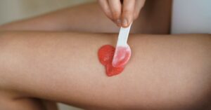 Read more about the article 10 Editor-Tested At-Home Wax Kits That Actually Work — Starting