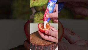 Read more about the article Get Fair Hand & Feet Without Manicure, D-Tan Mask, Remove