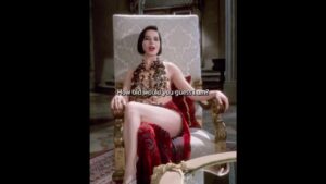 Read more about the article “AGELESS BEAUTY! Woman Discovers MAGIC Anti-Aging Serum – Shocked by