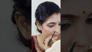 Read more about the article new nosepin hack#makeup #beautihacks #bridelmakup #makeuptips