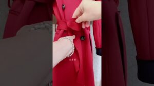 Read more about the article Women Stylish trench coat tips