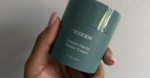 Read more about the article 12 New Beauty Products Our Editors Are Loving This December