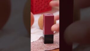 Read more about the article Pink Lip Hack | Viral Beauty Hacks