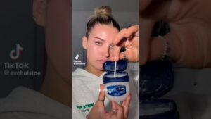 Read more about the article 3 Overnight Vaseline Hacks For Girls