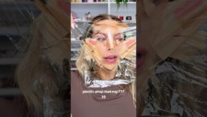 Read more about the article Plastic wrap makeup hack?! #makeup #makeuphacks #makeuptips #makeuptipsandtricks #makeupshorts