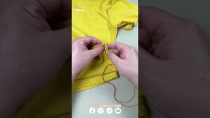 Read more about the article “How to Wear a T-Shirt in Style