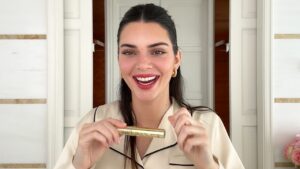 Read more about the article 26 Beauty Secrets In 12 Minutes: Everything We Learned In