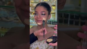 Read more about the article Unlock your beauty secrets with Kashee’s expert makeup tutorial! ️