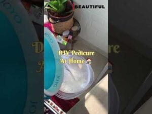 Read more about the article DIY Pedicure Procedure To Relax Your Tired Feet